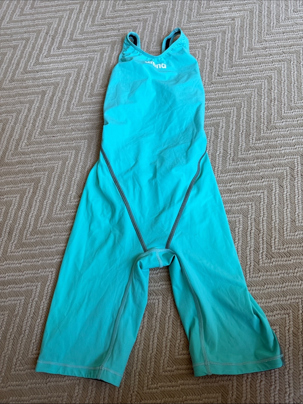 Arena Aqua & Black Racerback Performance One-Piece Swimsuit size 28